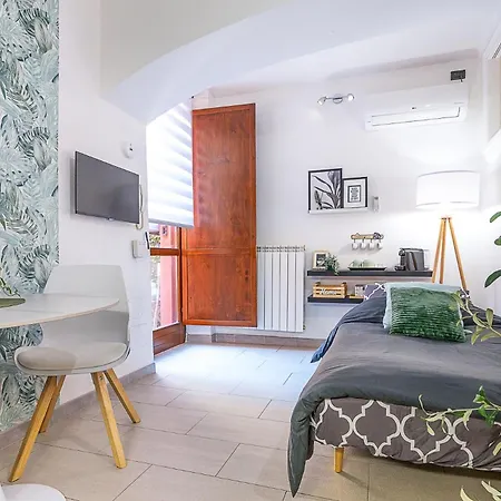 Romantic In Historic Center - Egyptian Museum